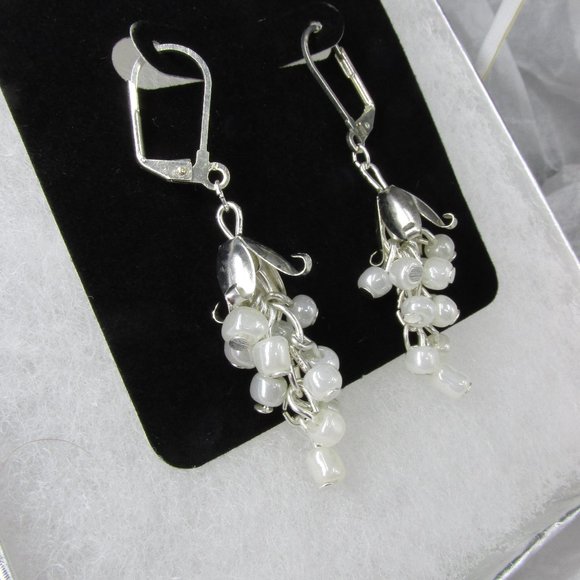 Silver Plated Special Occasion Pearlescent Grape Cluster Drop Earrings - Picture 3 of 3